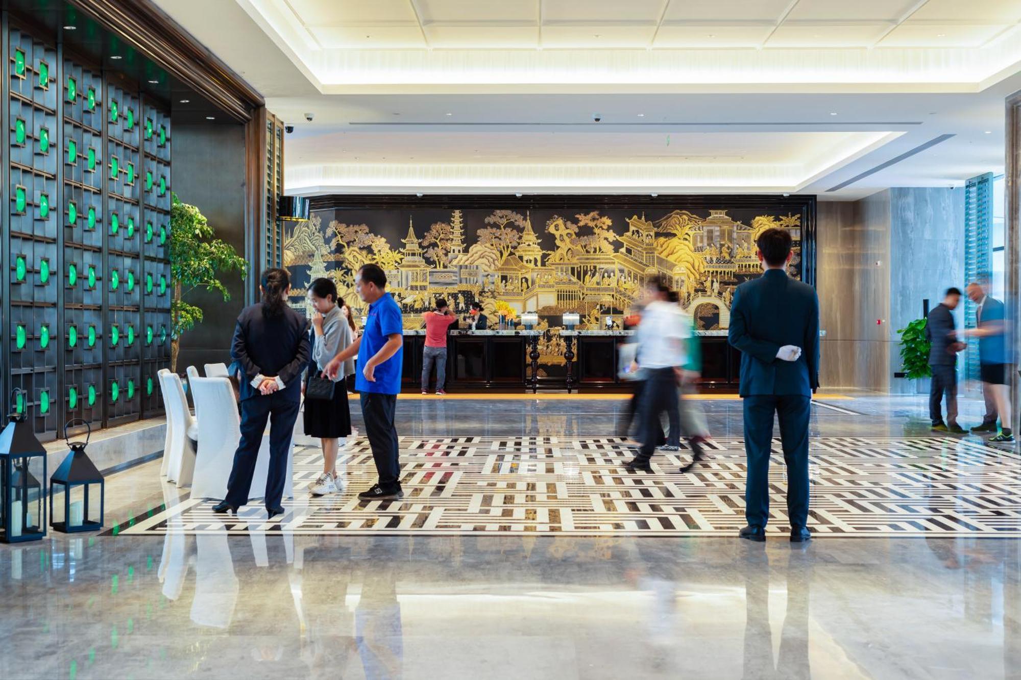 Hotel Wyndham Grand Plaza Royale Hot Springs Fenghuang Esterno foto