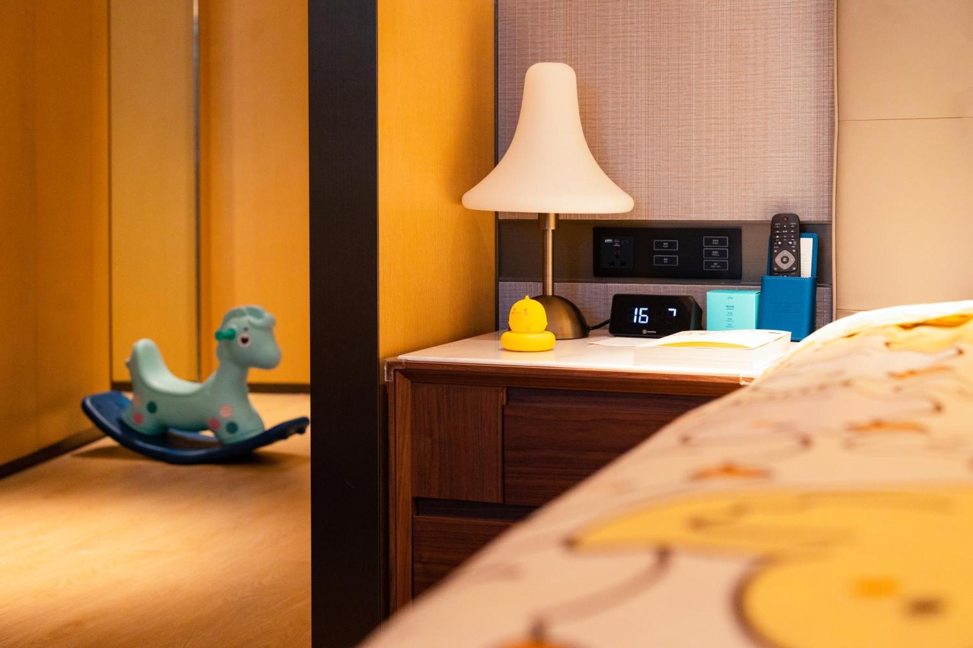 Hotel Wyndham Grand Plaza Royale Hot Springs Fenghuang Esterno foto