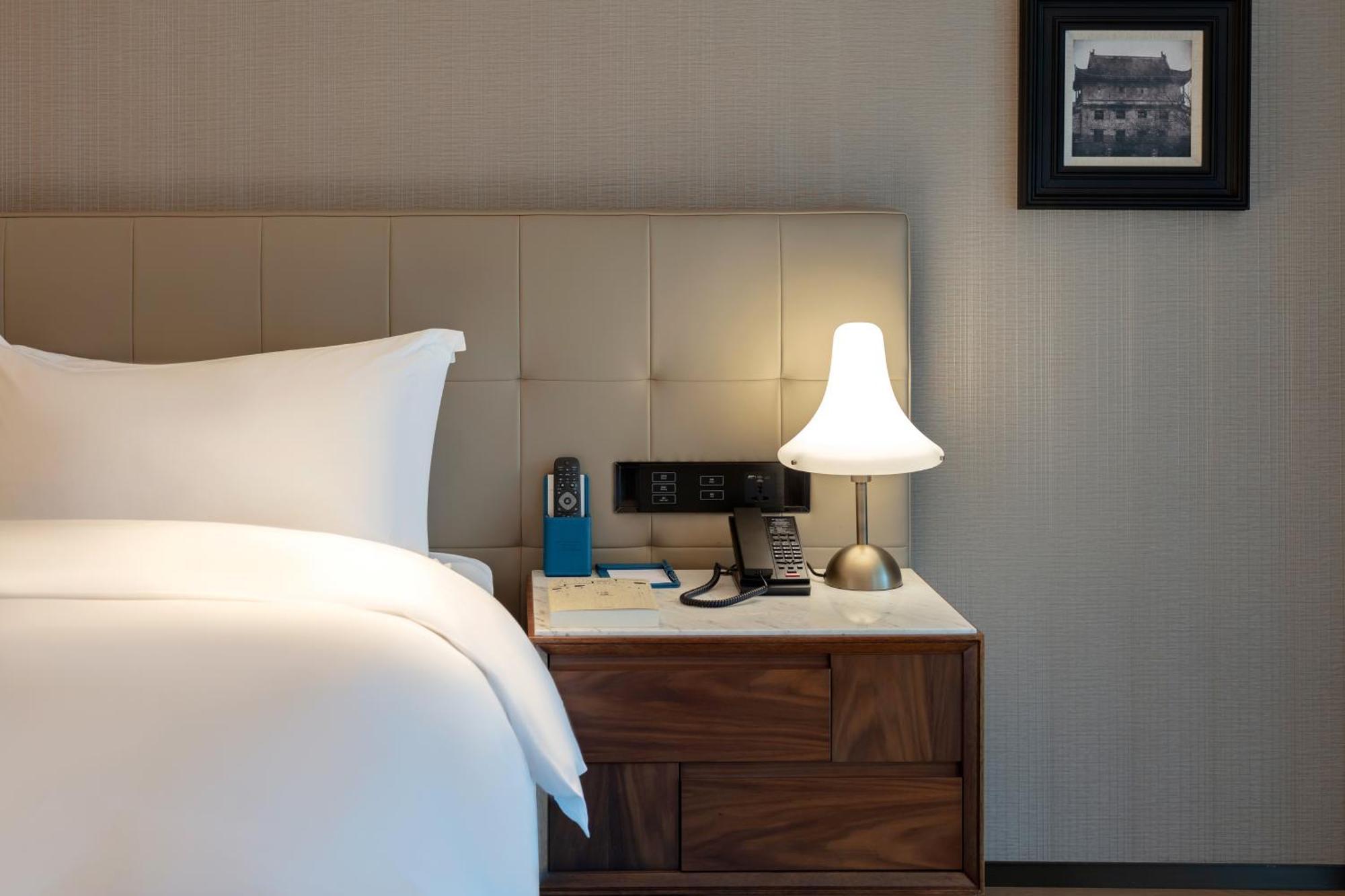 Hotel Wyndham Grand Plaza Royale Hot Springs Fenghuang Esterno foto